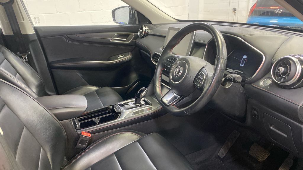 MG HS 1.5 T-gdi Excite Dct NV23EYP Black #4