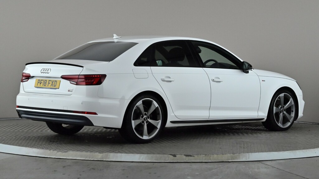 Audi A4 1.4T Fsi Black Edition S Tronic PF18FXD White #6