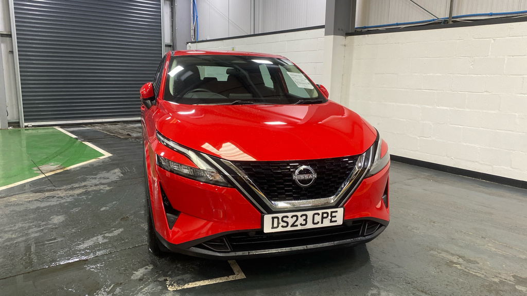 Nissan Qashqai 1.3 Dig-t Mh Acenta Premium DS23CPE Red #3