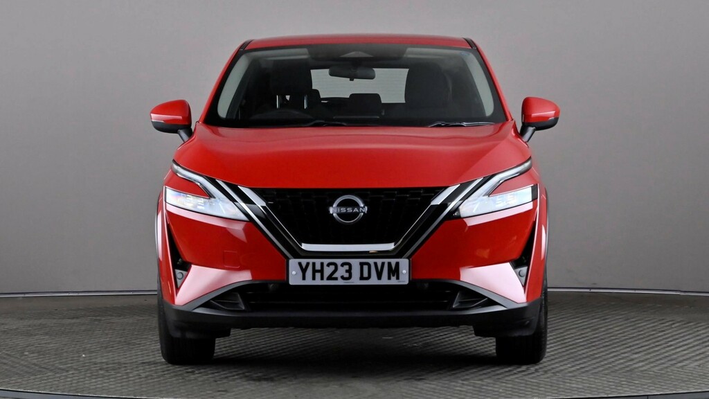 Nissan Qashqai 1.3 Dig-t Mh 158 Acenta Premium Xtronic YH23DVM Red #2