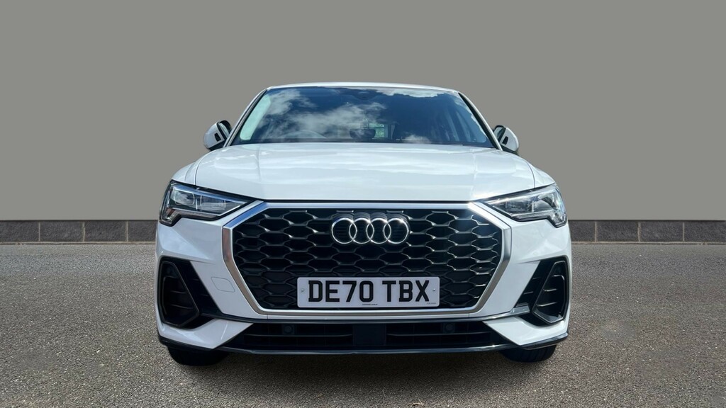 Audi Q3 35 Tfsi Sport DE70TBX White #2