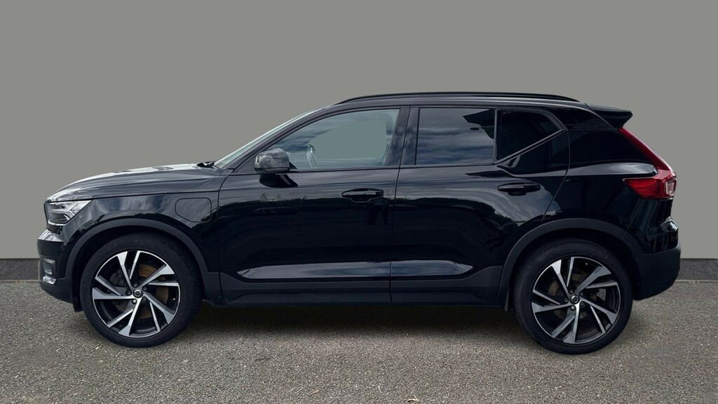 Volvo XC40 1.5 T5 Recharge Phev R Design Pro BL70KXS Black #3