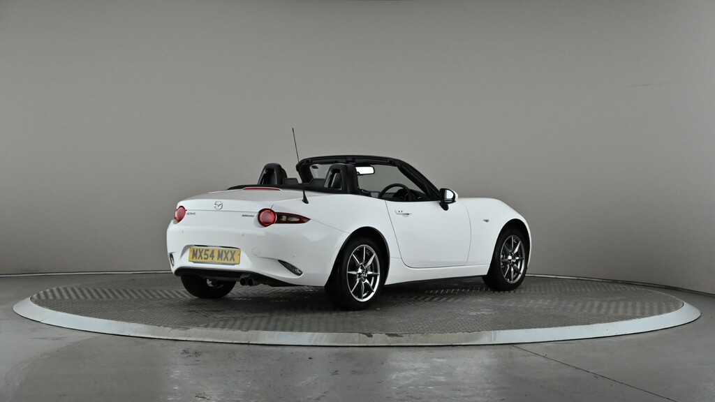 Mazda MX-5 1.5 132 Exclusive-line White #6