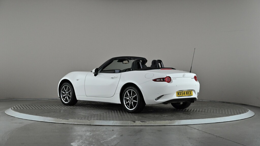 Mazda MX-5 1.5 132 Exclusive-line White #4
