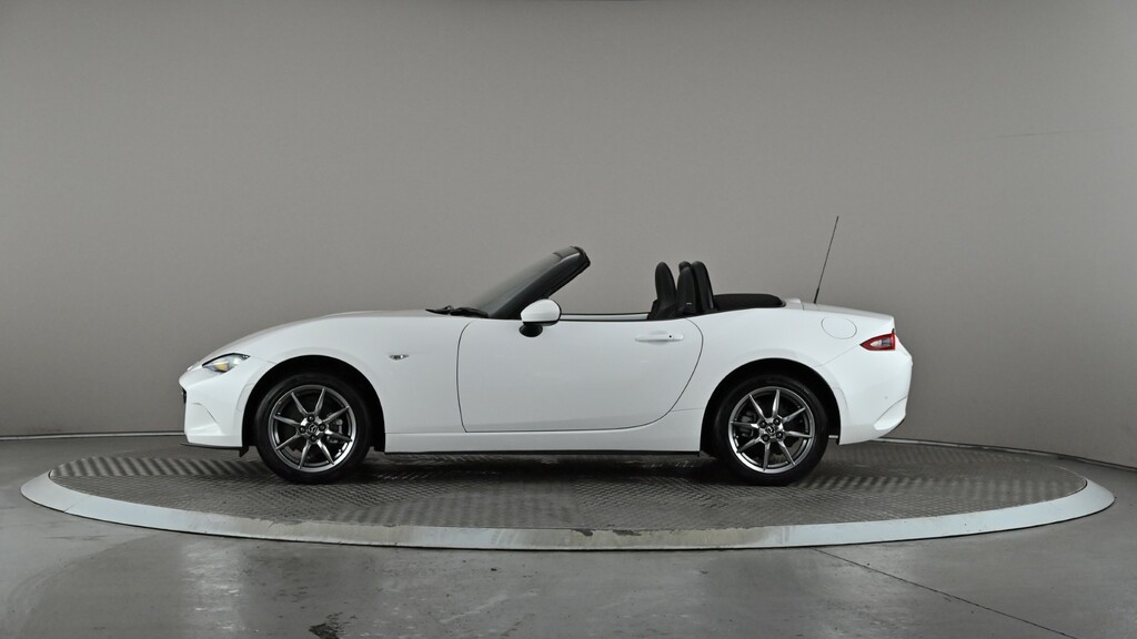 Mazda MX-5 1.5 132 Exclusive-line White #3