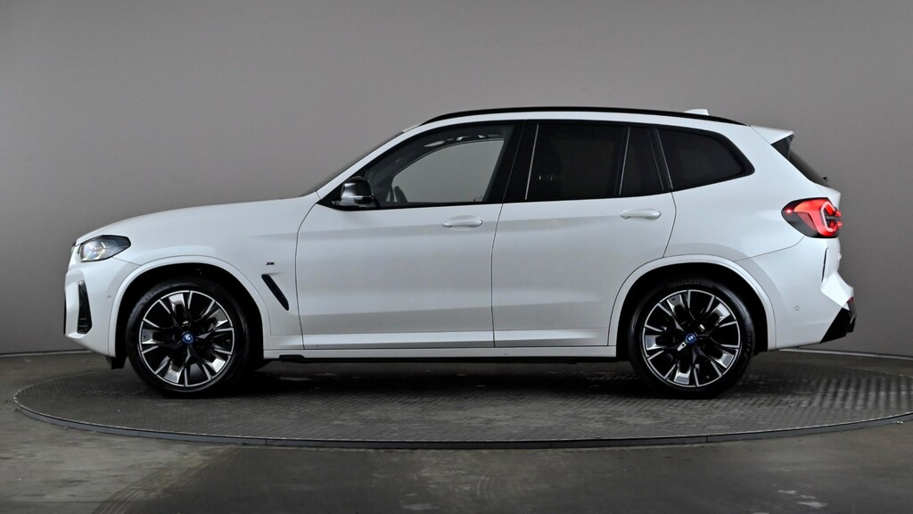 BMW iX3 210Kw M Sport Pro 80Kwh White #3