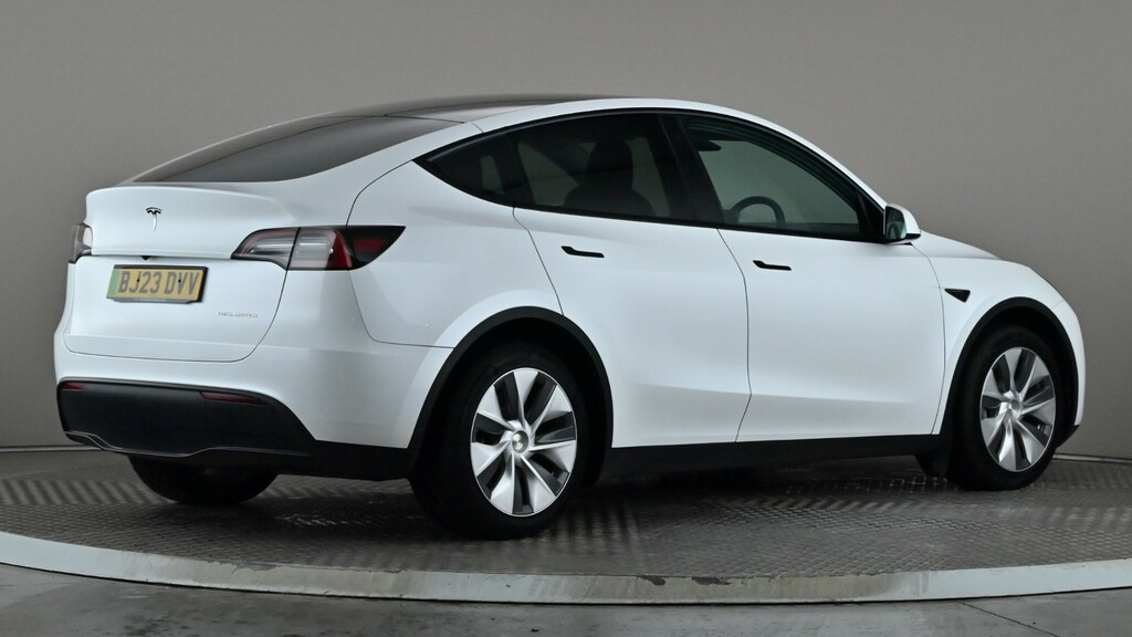 Tesla Model Y Long Range Awd BJ23DVV White #6