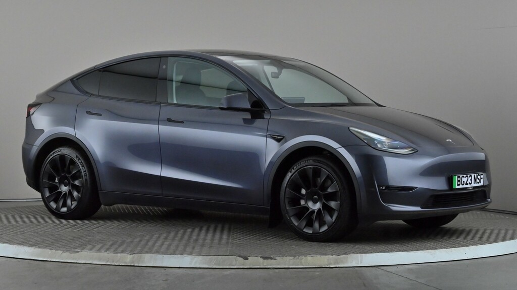 Tesla Model Y Long Range Awd Grey
