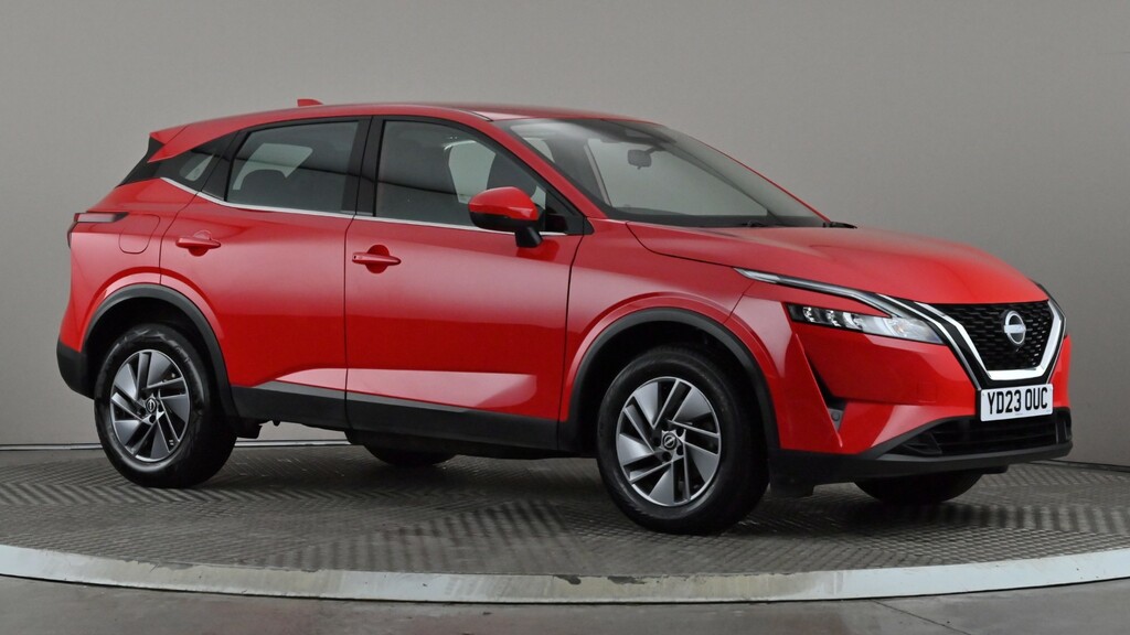 Nissan Qashqai 1.3 Dig-t Mh 158 Acenta Premium Xtronic Red