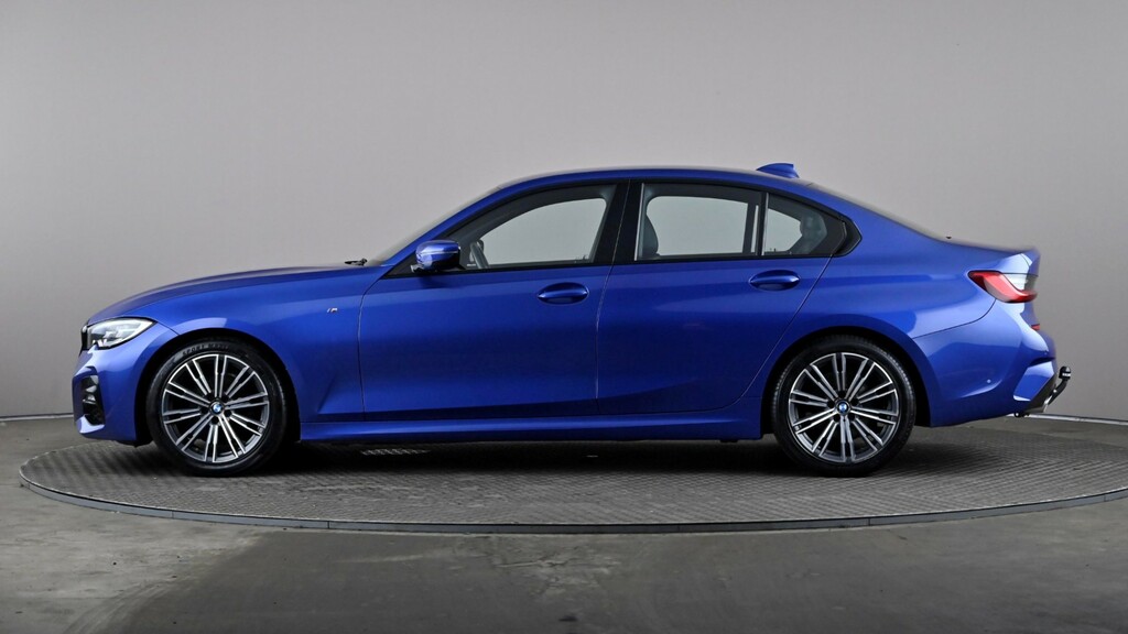 BMW 3 Series 318D M Sport Blue #3
