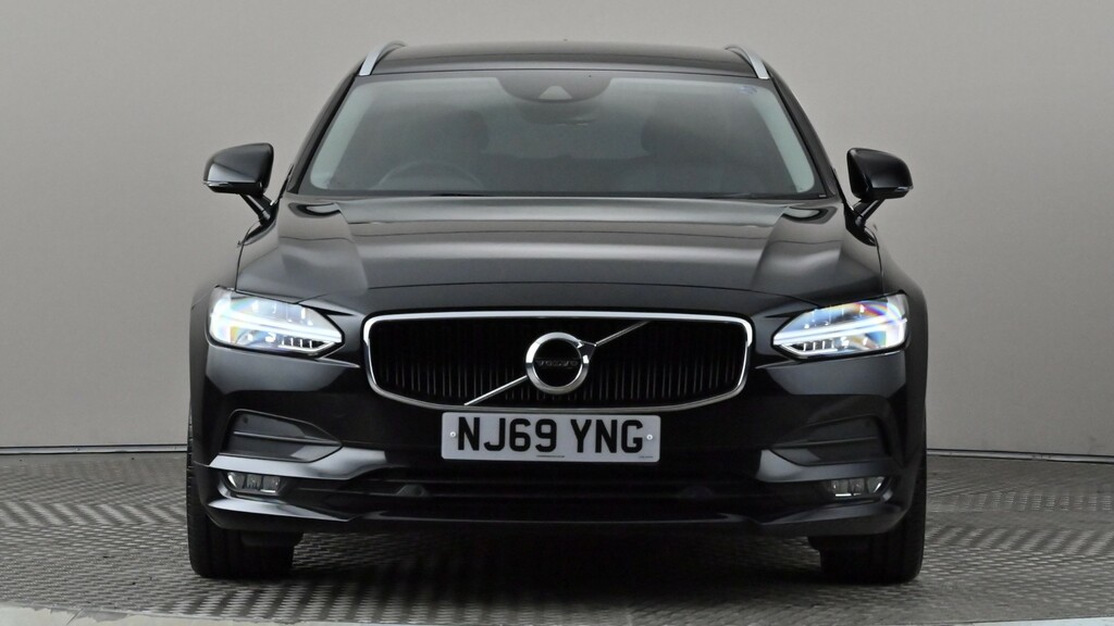 Volvo V90 2.0 T4 Momentum Plus Geartronic Black #2