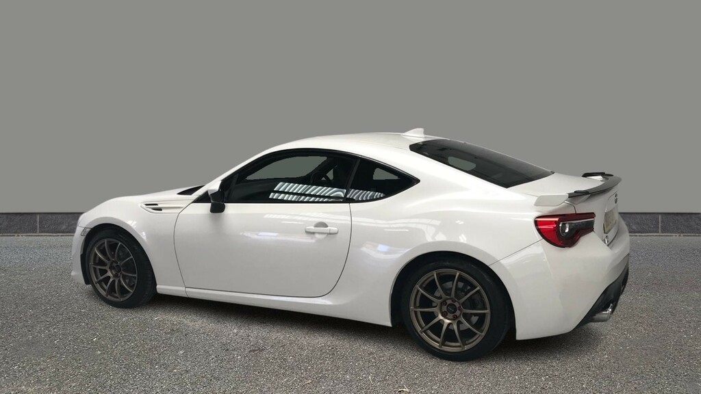 Toyota GT86 2.0 D-4s Pro White #4