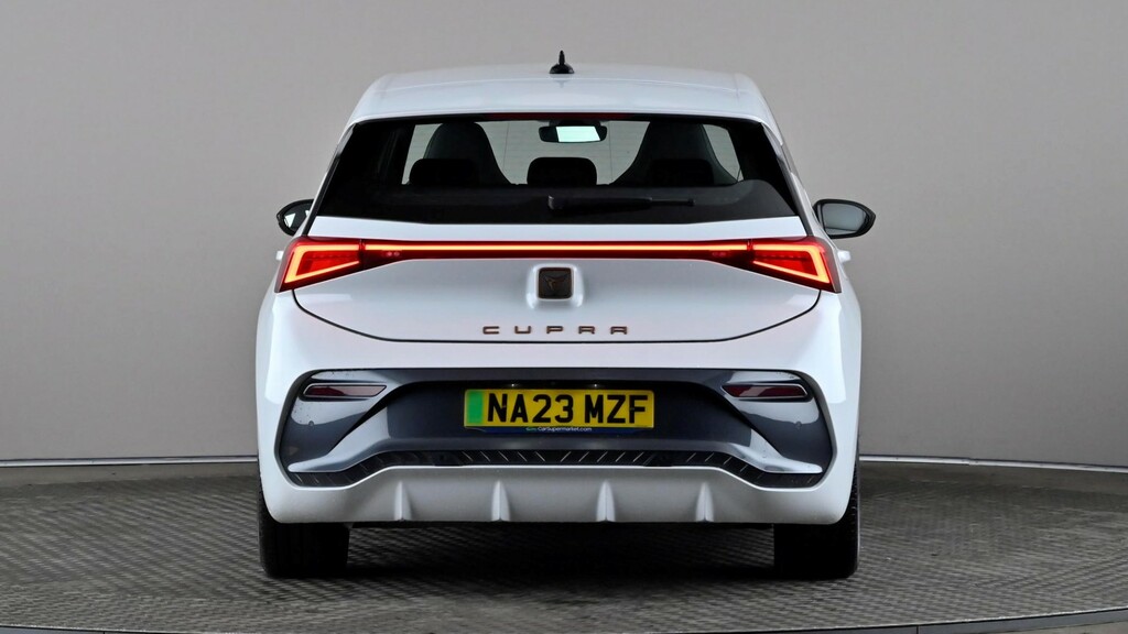 Cupra Born 150Kw V1 58Kwh White #5