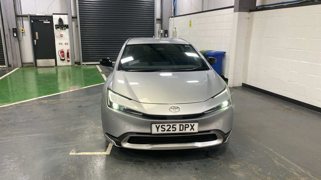 Toyota Prius 2.0 Phev Design Cvt Silver #2