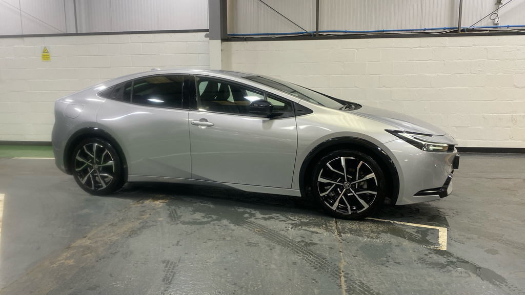 Toyota Prius 2.0 Phev Excel Cvt Silver #3