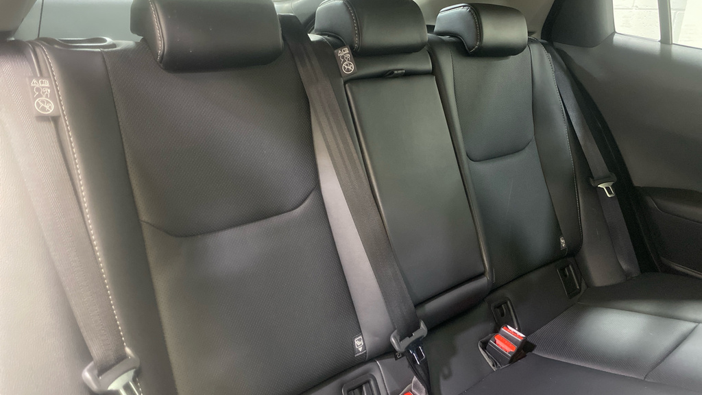 Toyota Prius 2.0 Phev Excel Cvt Silver #6