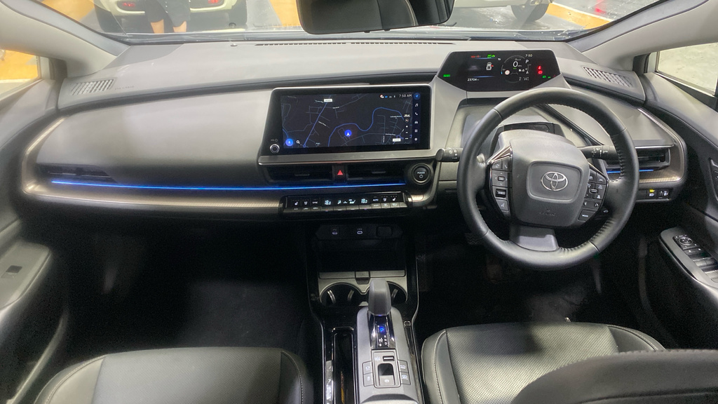 Toyota Prius 2.0 Phev Excel Cvt Silver #4