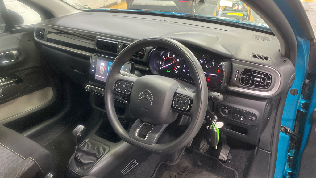 Citroen C3 1.2 Puretech Shine FL21OOV Blue #4