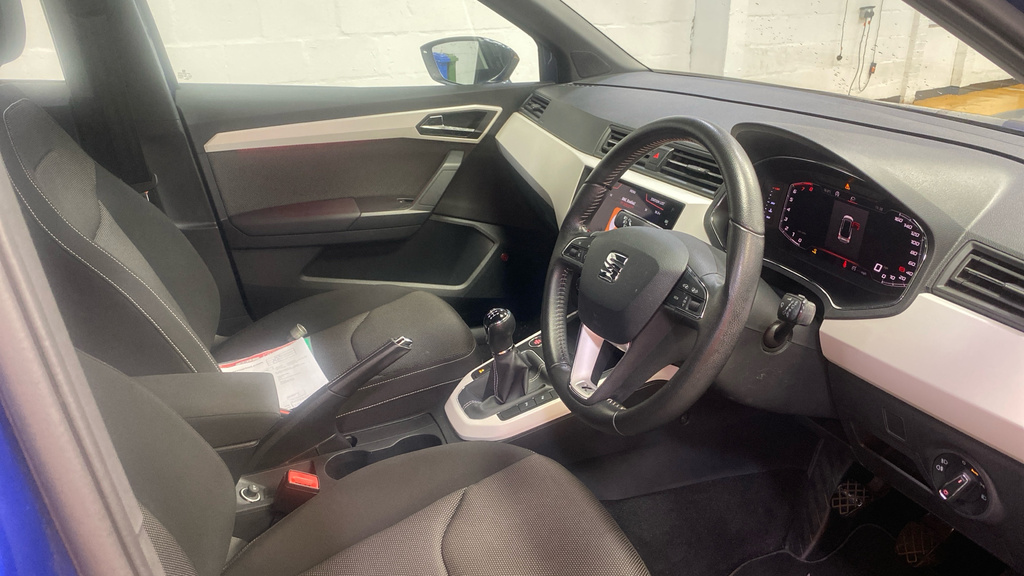 Seat Arona 1.0 Tsi 115 Xcellence Lux Ez ML68YLB Blue #4