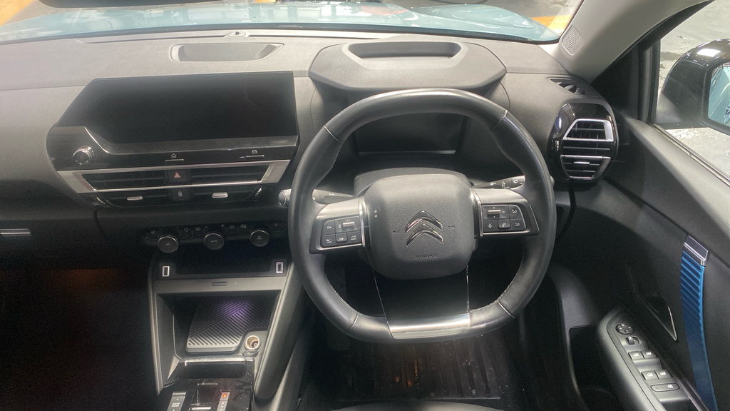 Citroen e-C4 100Kw Shine Plus 50Kwh Blue #5