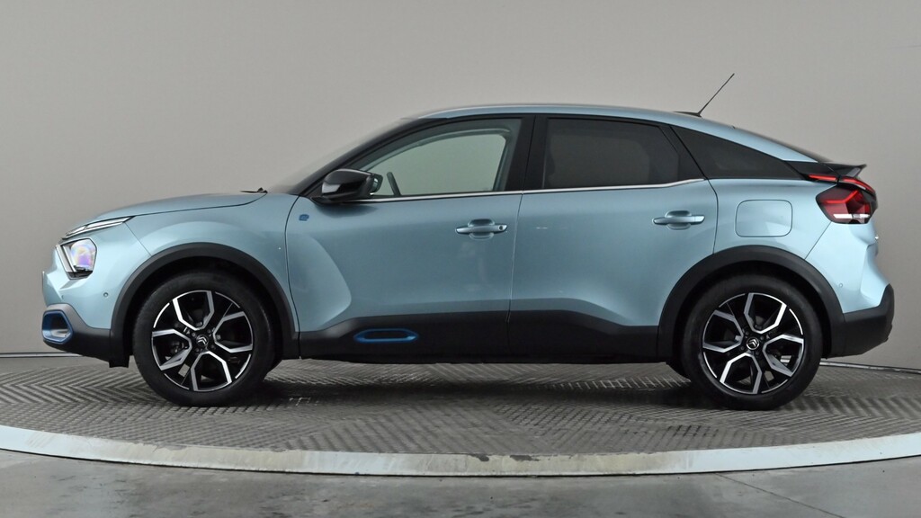 Citroen e-C4 100Kw Shine Plus 50Kwh Blue #3