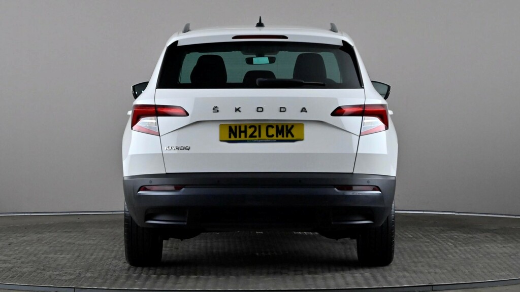 Skoda Karoq 1.0 Tsi 110 Se White #5