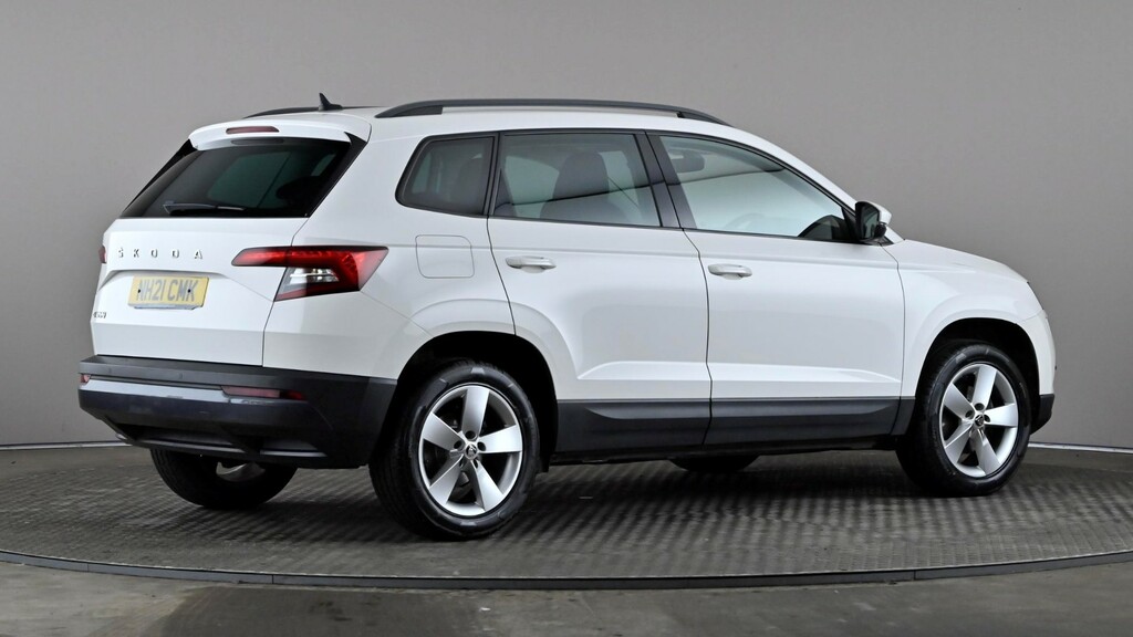 Skoda Karoq 1.0 Tsi 110 Se White #6