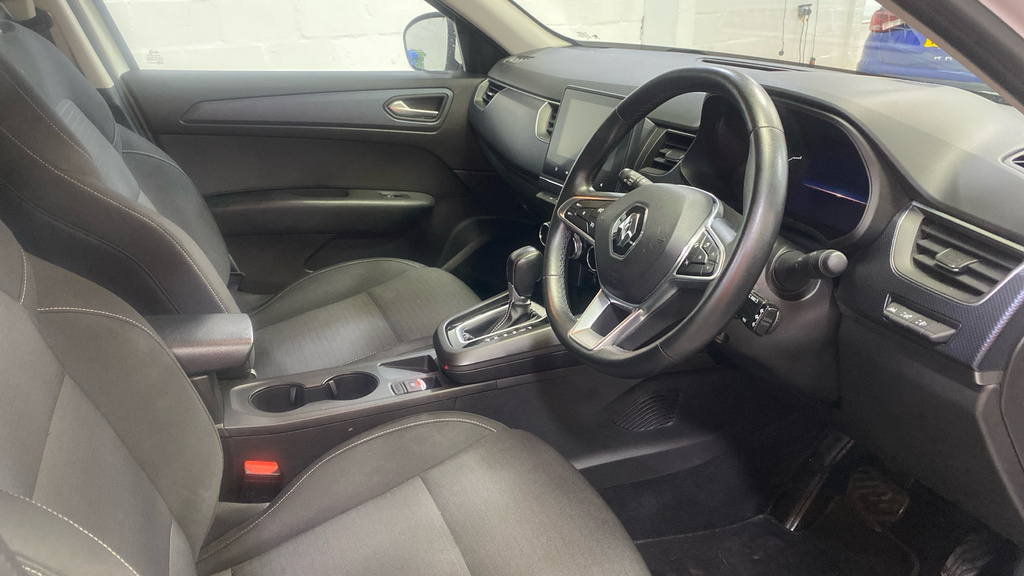 Renault Arkana 1.6 E-tech Hybrid 145 Iconic White #4