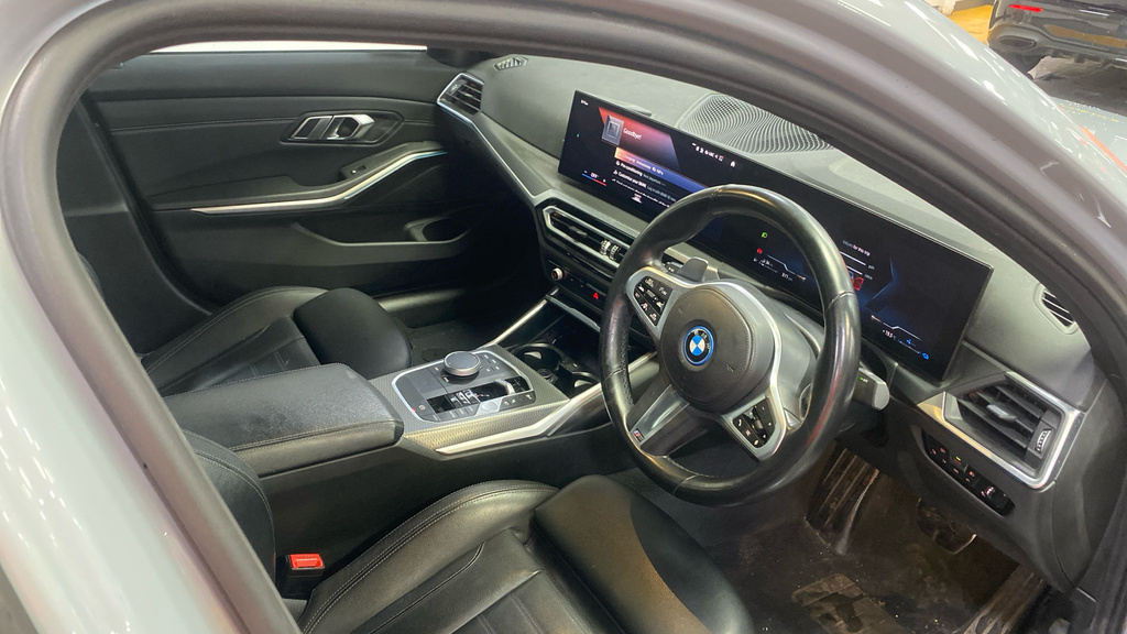 BMW 3 Series 330E M Sport Step FL23DND Grey #4