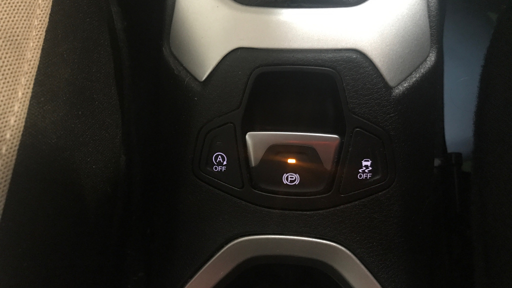 Jeep Renegade M-jet Opening Edition Black #38