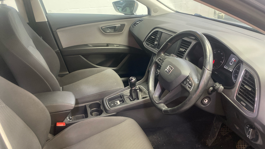 Seat Leon 1.2 Tsi Se Technology Silver #4