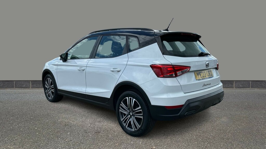 Seat Arona 1.0 Tsi Se YE23CRZ White #4