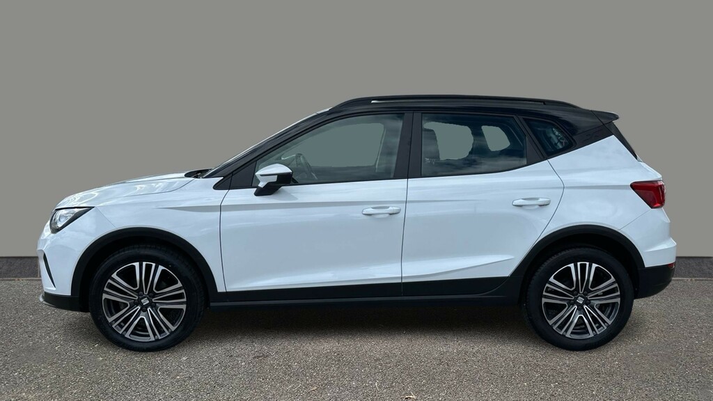Seat Arona 1.0 Tsi Se YE23CRZ White #3
