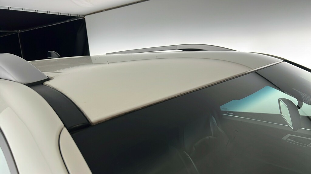 SsangYong Musso White #21