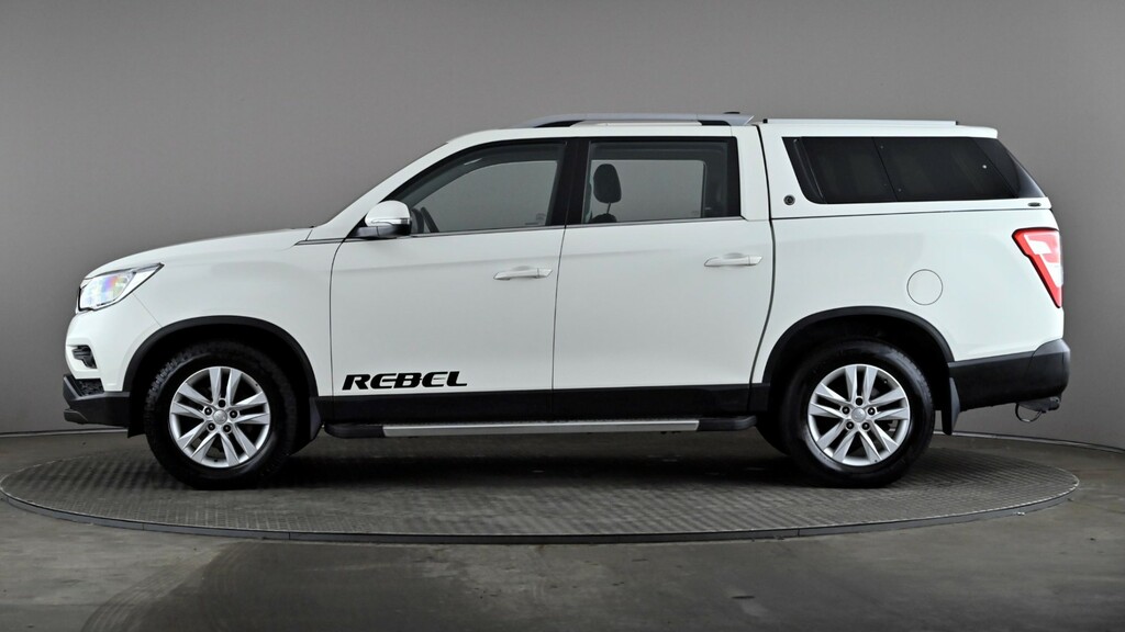 SsangYong Musso Double Cab Pick Up Rebel Awd White #3