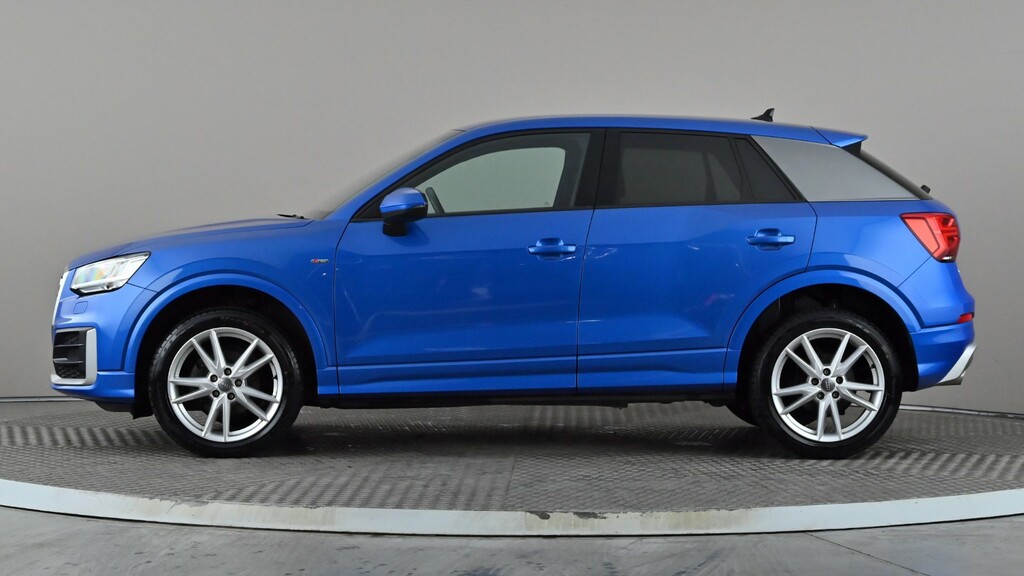 Audi Q2 35 Tfsi S Line S Tronic KR69VDT Blue #3