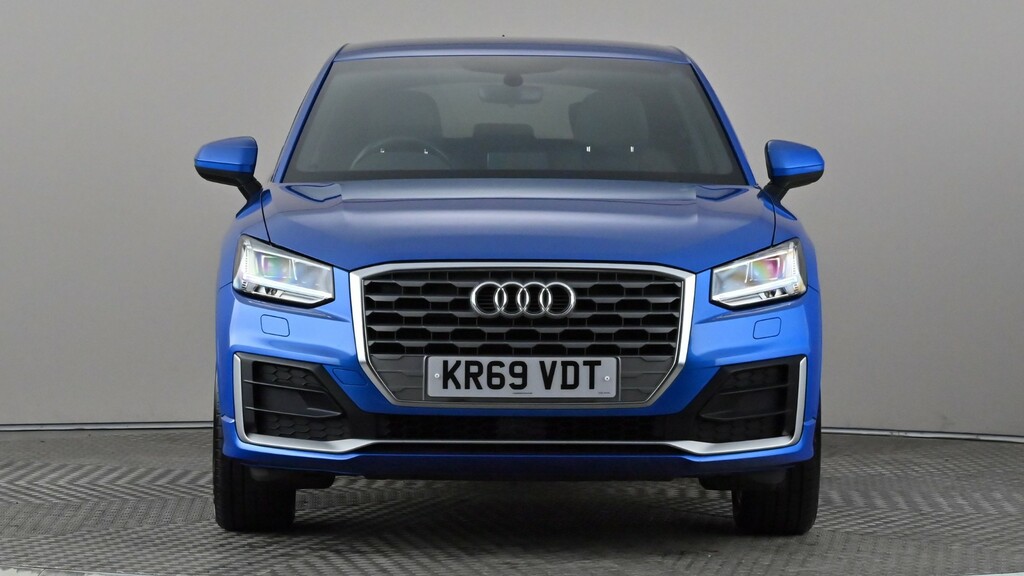 Audi Q2 35 Tfsi S Line S Tronic KR69VDT Blue #2