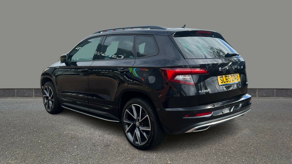 Skoda Karoq 2.0 Tsi 190 Sport Line 4X4 Dsg Black #4