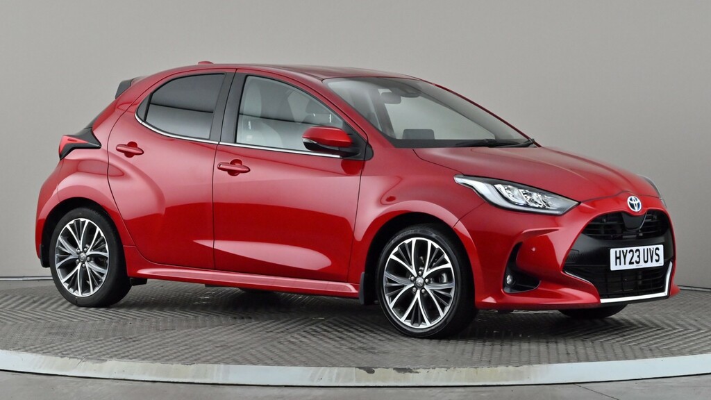Toyota Yaris 1.5 Hybrid Excel Cvt Red