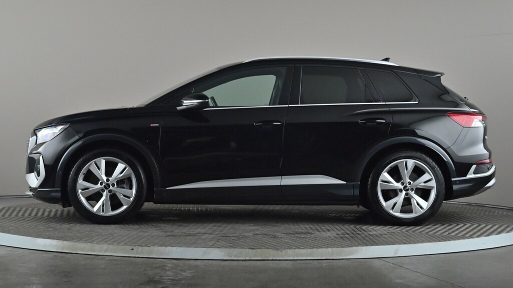 Audi Q4 E Tron 150Kw 40 82Kwh S Line Black #3
