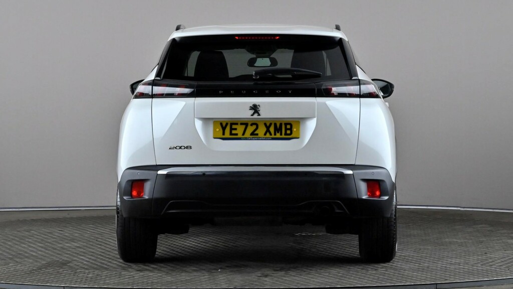 Peugeot 2008 1.2 Puretech Active Premium White #5