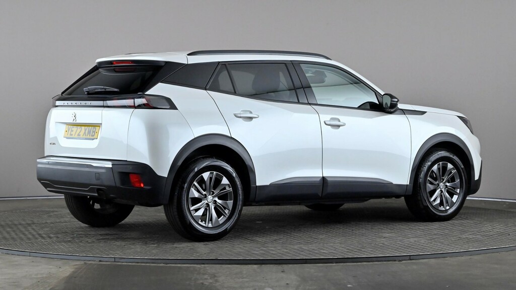 Peugeot 2008 1.2 Puretech Active Premium White #6