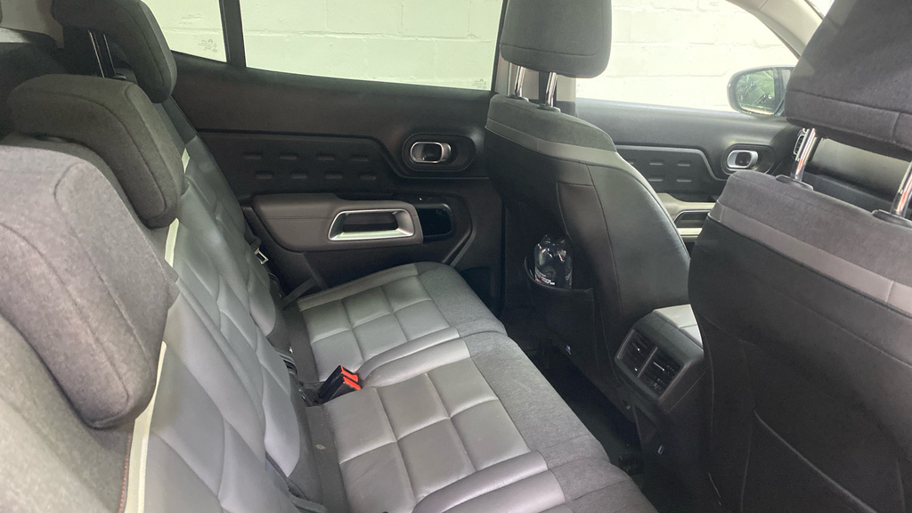 Citroen C5 Aircross 1.5 Bluehdi 130 Flair Plus Eat8 White #5