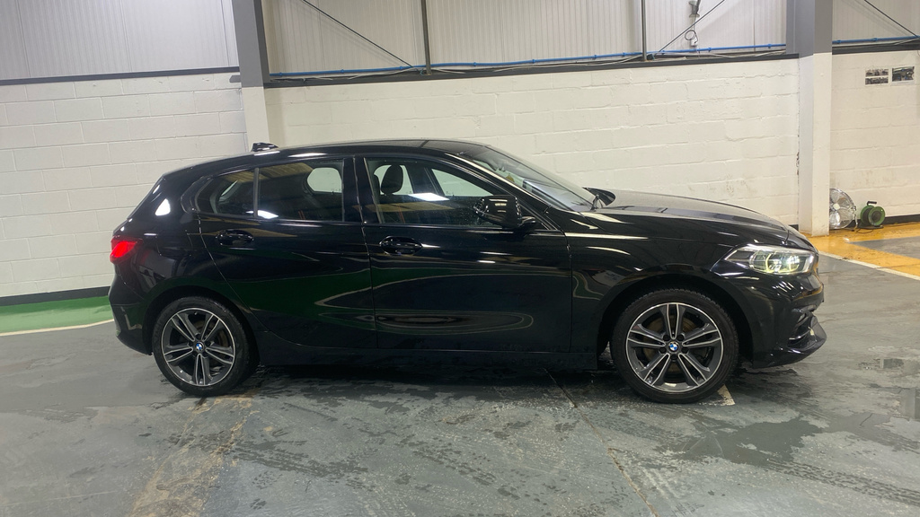 BMW 1 Series 116D Sport Step LG20LPE Black #2