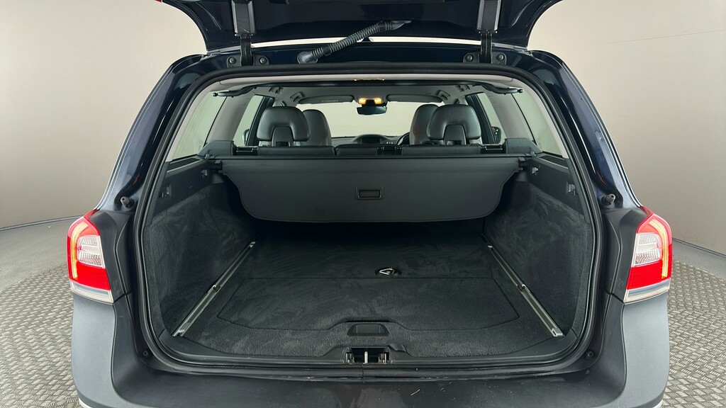 Volvo XC70 D4 Se Lux Blond Leather, Winter Pack, Cruis White #22