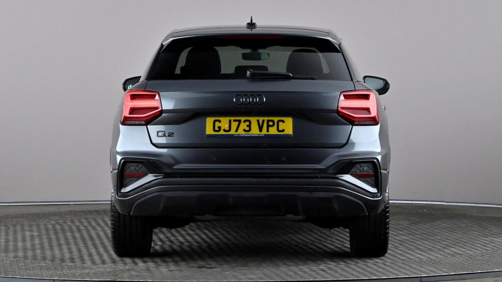 Audi Q2 35 Tfsi Black Edition S Tronic Grey #5
