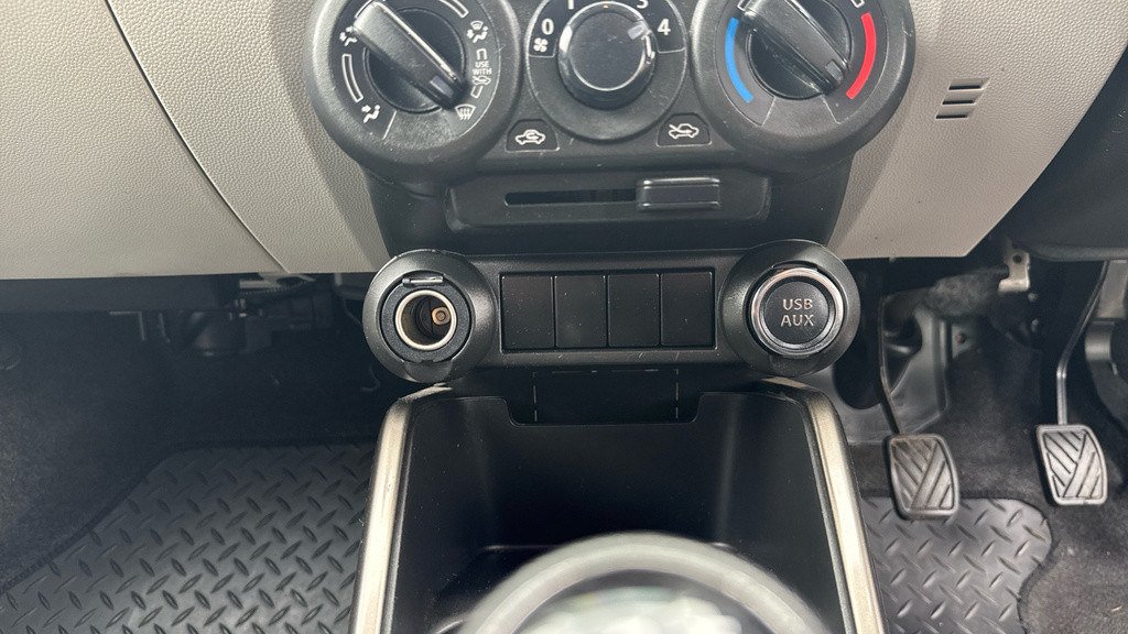 Suzuki Ignis  Orange #21