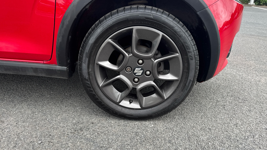 Suzuki Ignis  Orange #32