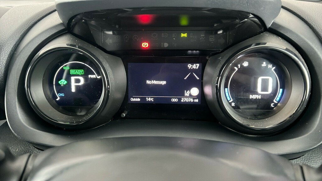 Toyota Yaris Icon Tech Grey #15