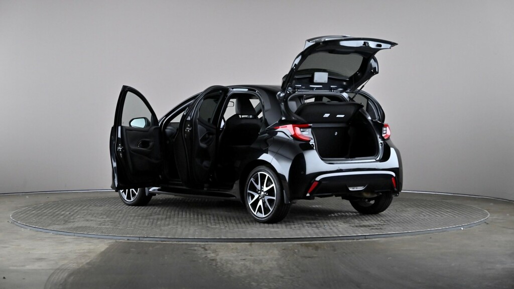 Toyota Yaris Icon Tech Grey #10